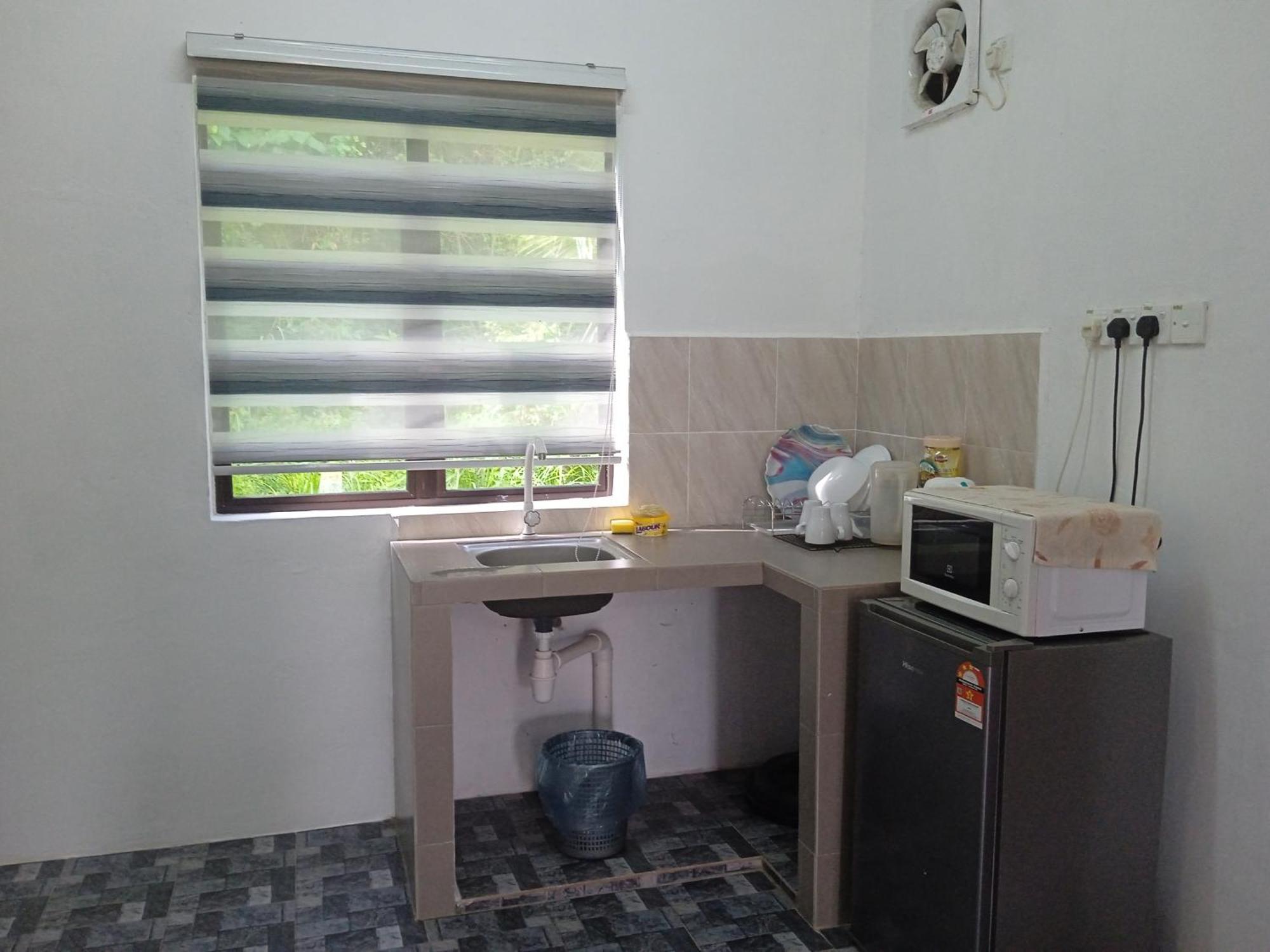 Homestay Idaman B B With 2 Room Aircond 2 Quen Bed And Not Sharing Room -Privacy Куала-Тренгану Экстерьер фото